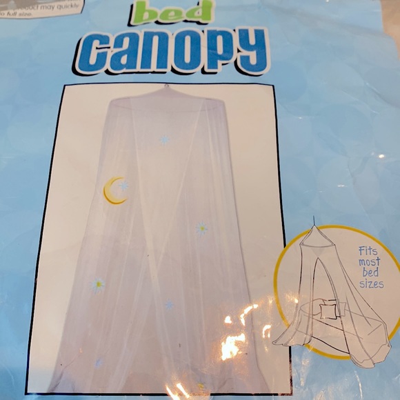 Bed Canopy Other - MOON & STARS WHITE CANOPY includes hook Fits over Twin Bed or play area. NWOT